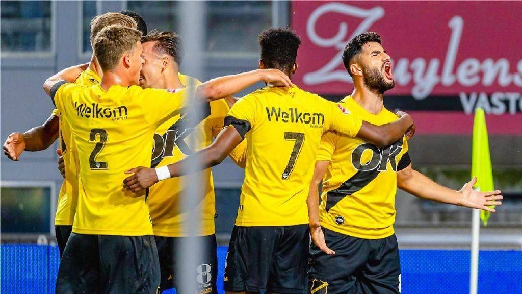 九游体育下载-关于清晨荷甲焦点战；阿贾克斯止住颓势；赛场秩序良好；团队化学反应显著的信息